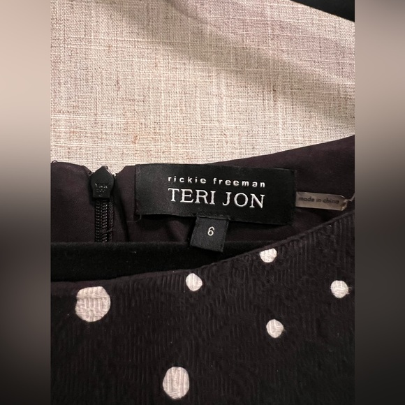 Terri Jon sheath dress - Picture 4 of 5